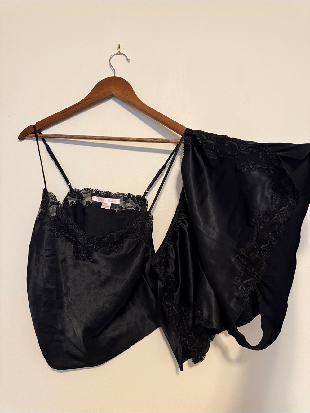 Victoria's Secret Black Satin Lace Cami & Shorts Sexy Lingerie Sleep Set